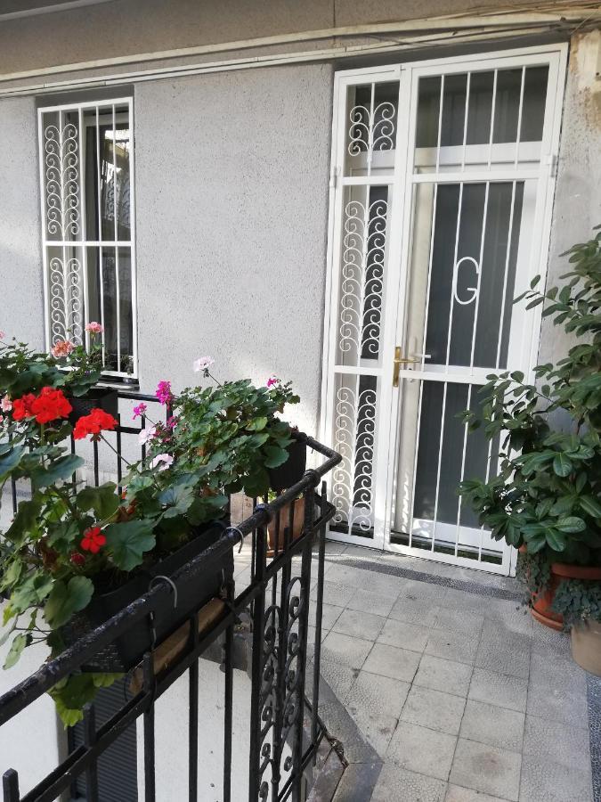 Embassy Studio Apartment Citypark Budapest Esterno foto